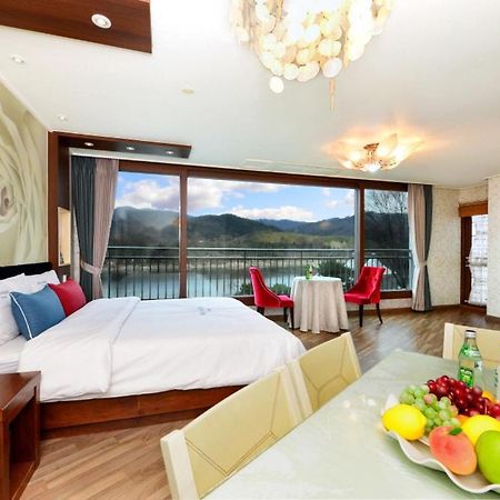 Moonlight Blue Pension Капхён Экстерьер фото