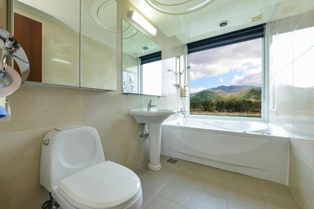 Moonlight Blue Pension Капхён Экстерьер фото