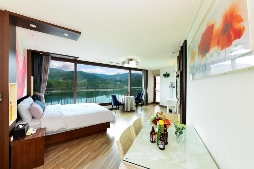 Moonlight Blue Pension Капхён Экстерьер фото