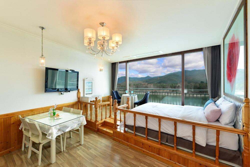 Moonlight Blue Pension Капхён Экстерьер фото
