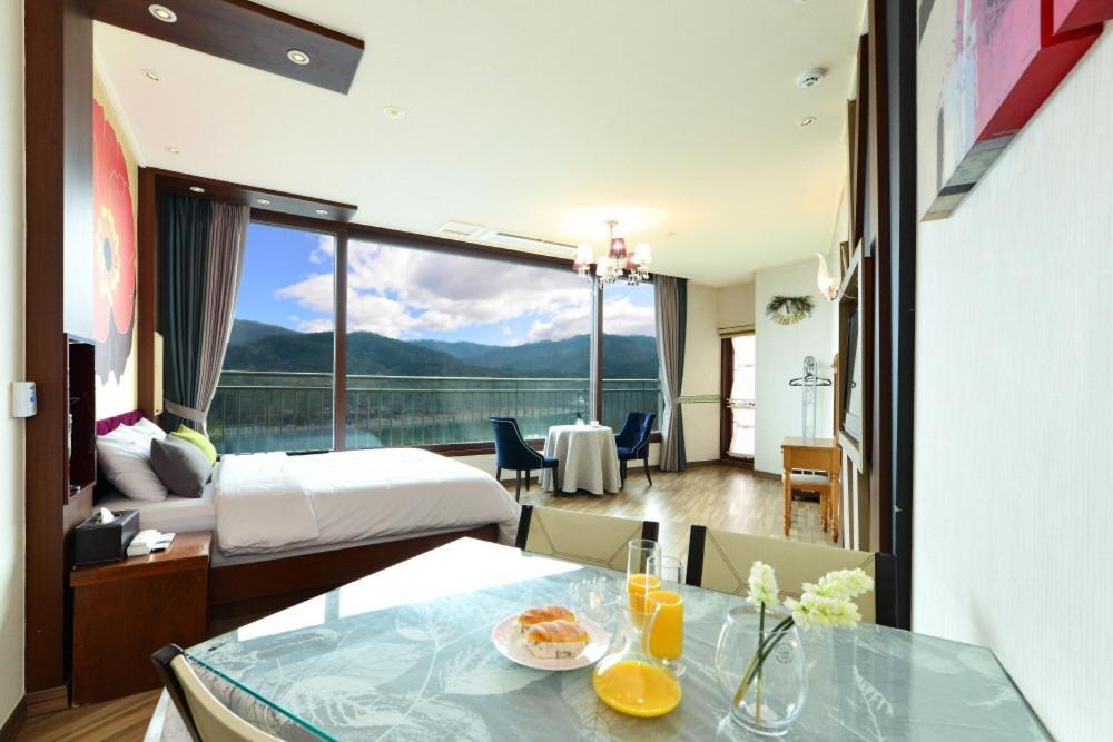 Moonlight Blue Pension Капхён Экстерьер фото