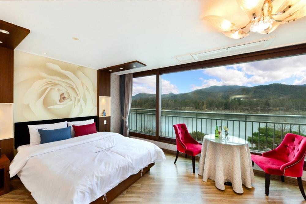 Moonlight Blue Pension Капхён Экстерьер фото