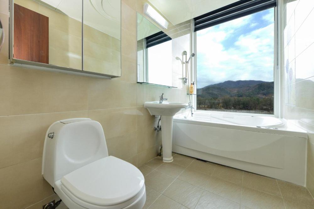 Moonlight Blue Pension Капхён Экстерьер фото